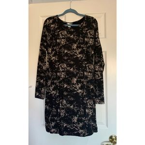 Long sleeve marble dress